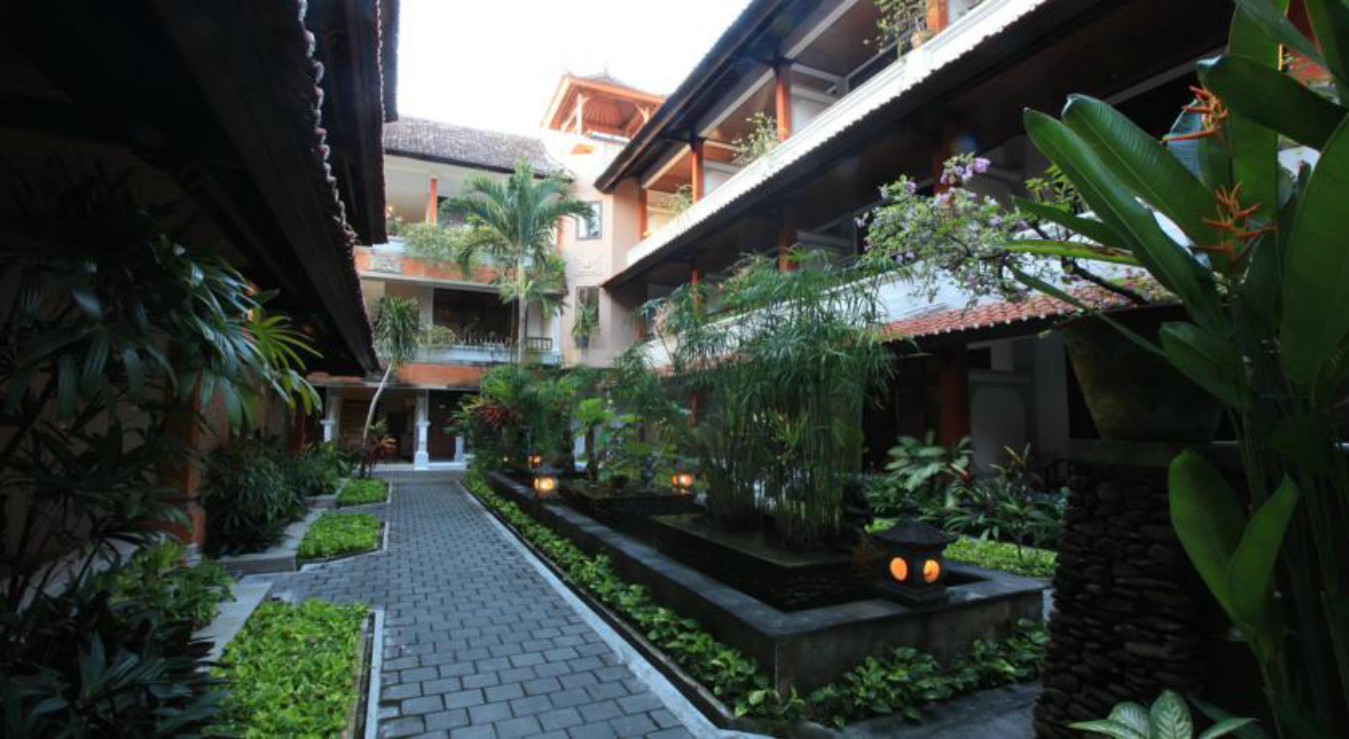 Bali Summer Hotel By Amerta Kuta Lombok Esterno foto