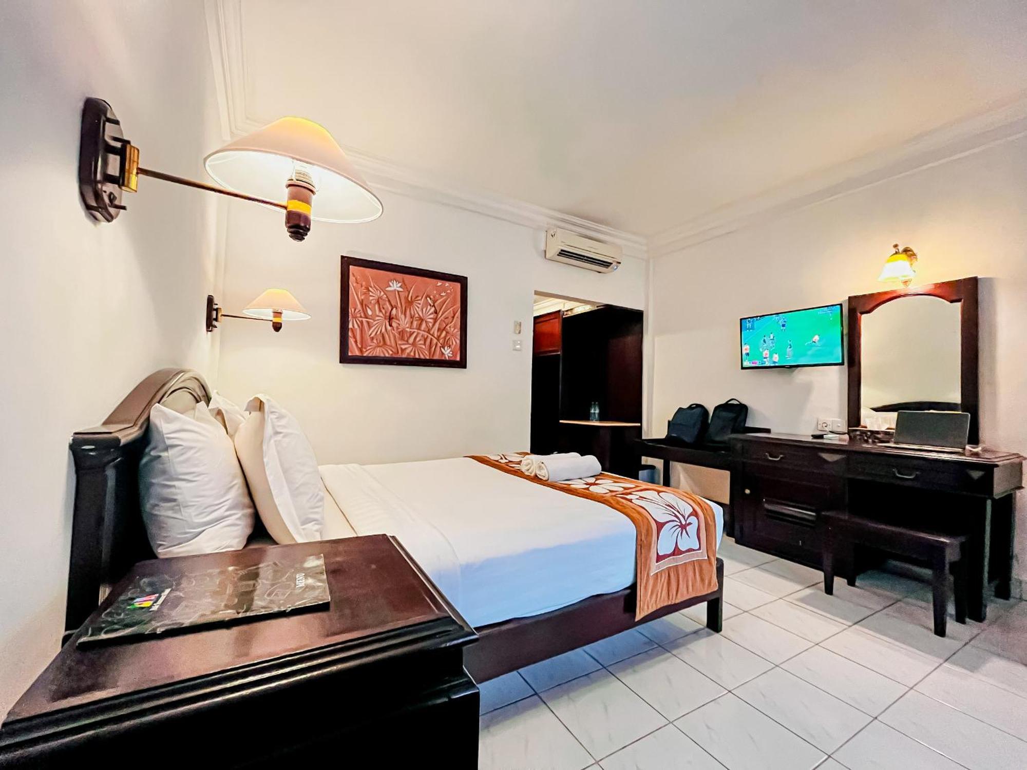 Bali Summer Hotel By Amerta Kuta Lombok Esterno foto
