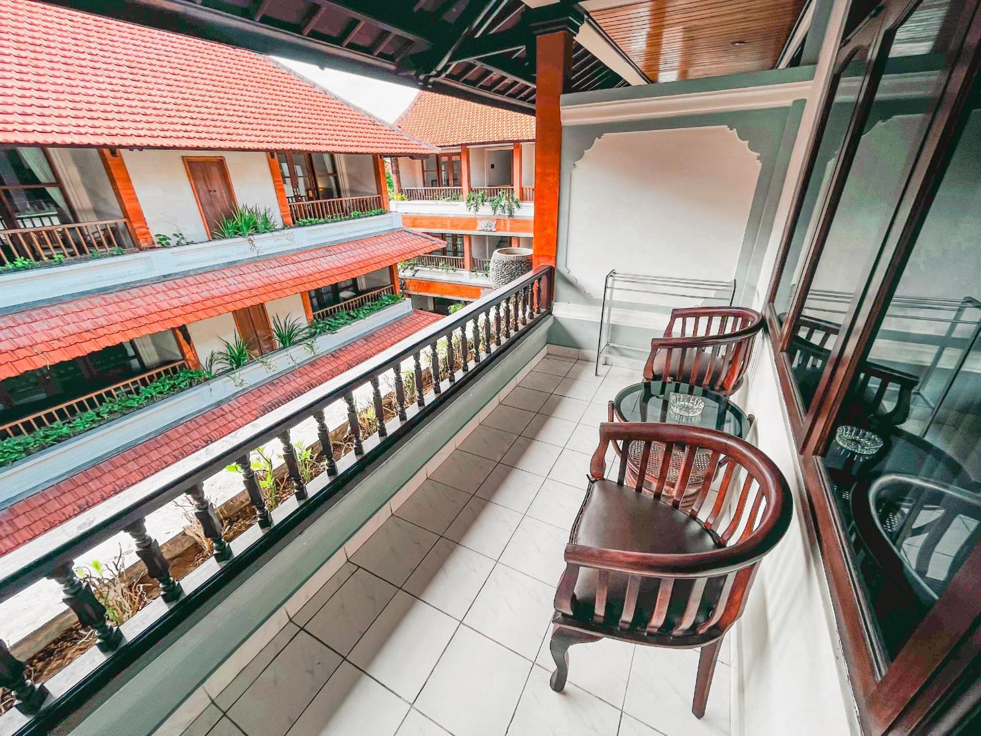 Bali Summer Hotel By Amerta Kuta Lombok Esterno foto