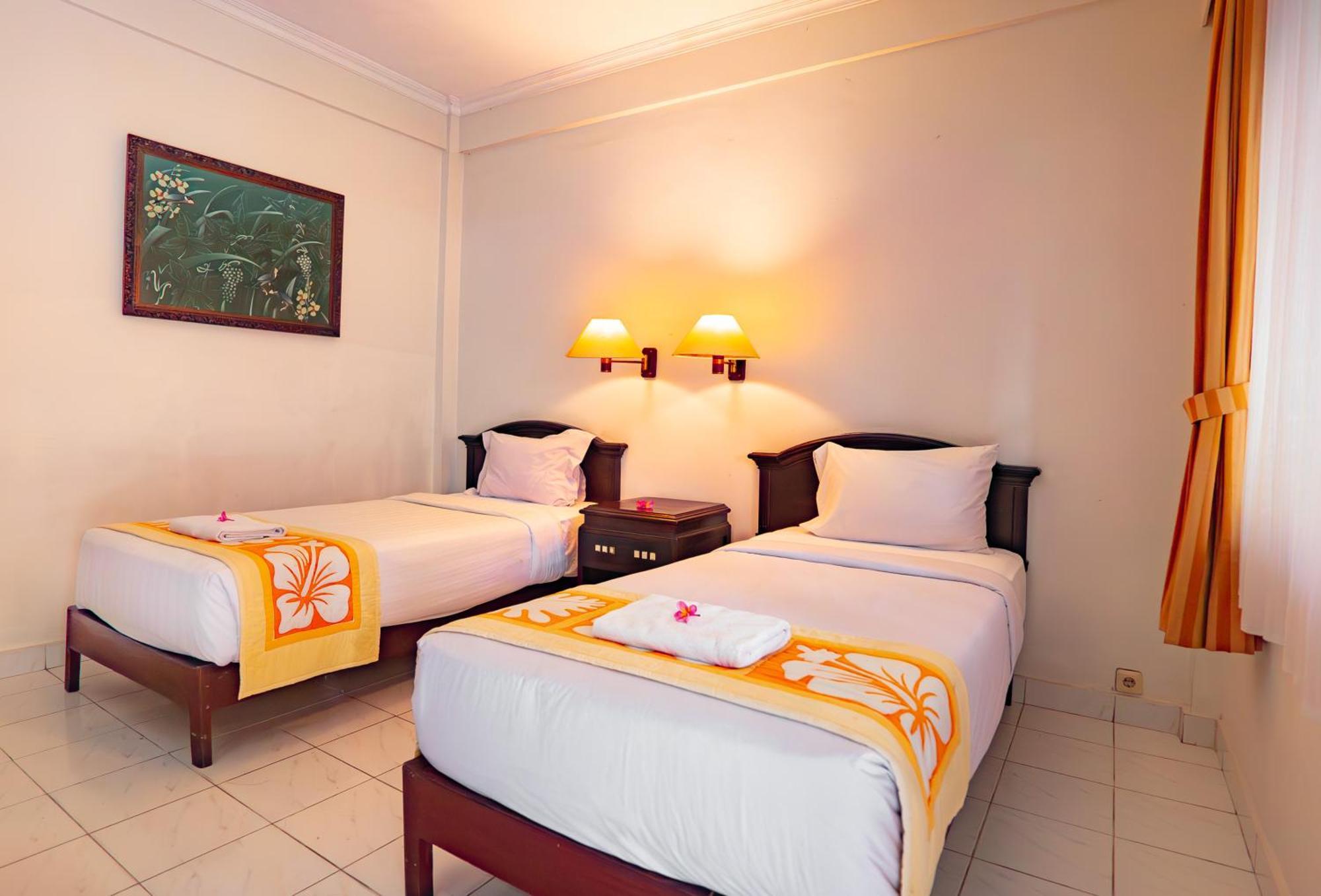 Bali Summer Hotel By Amerta Kuta Lombok Esterno foto