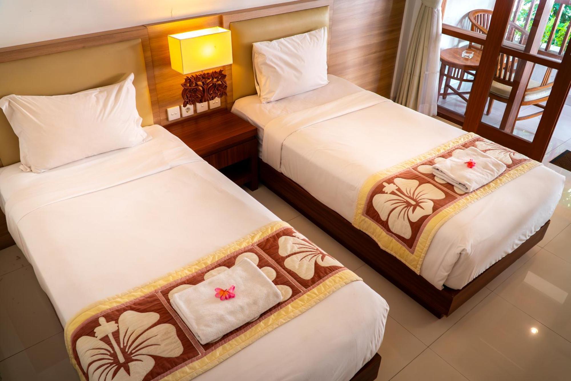 Bali Summer Hotel By Amerta Kuta Lombok Esterno foto