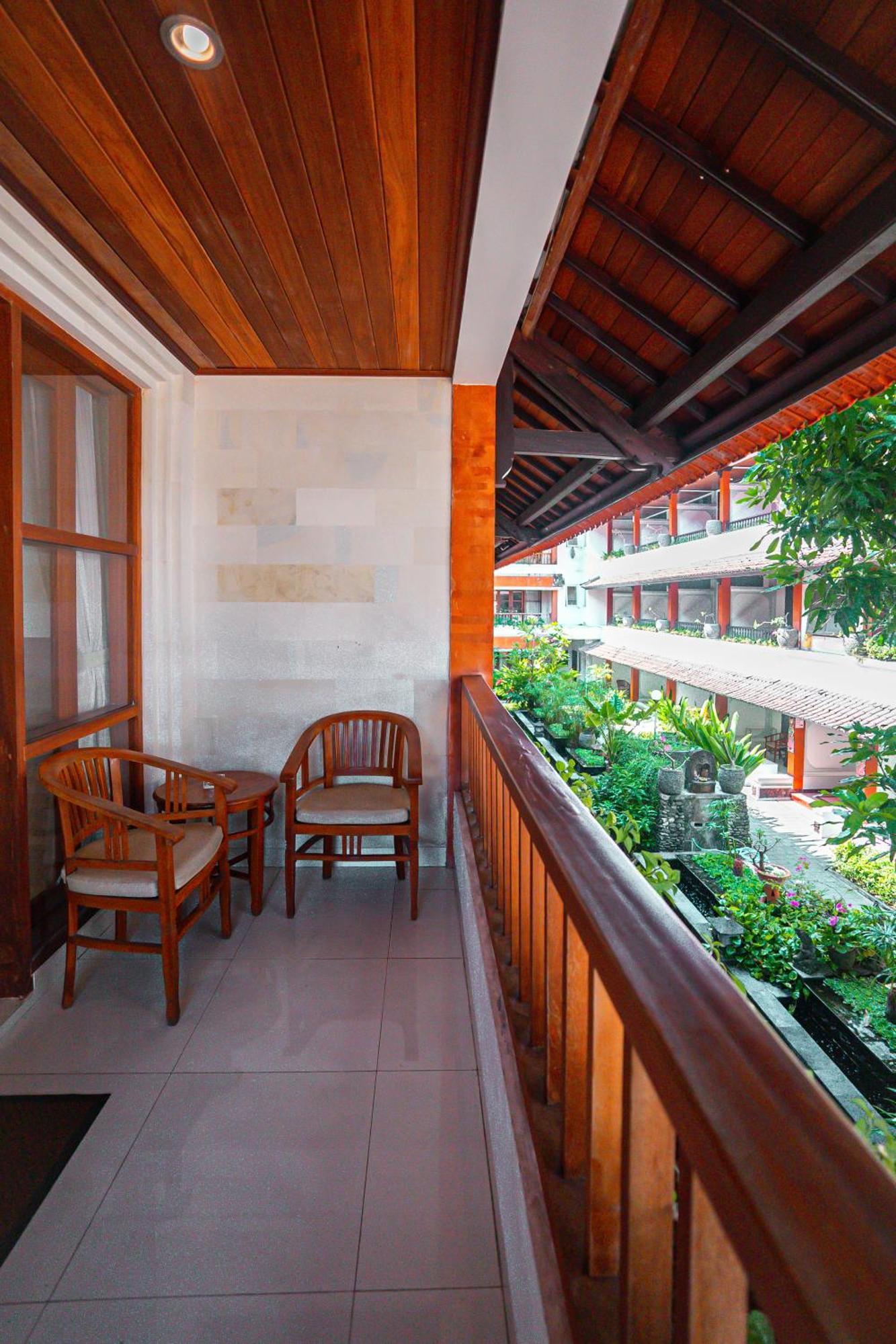 Bali Summer Hotel By Amerta Kuta Lombok Esterno foto