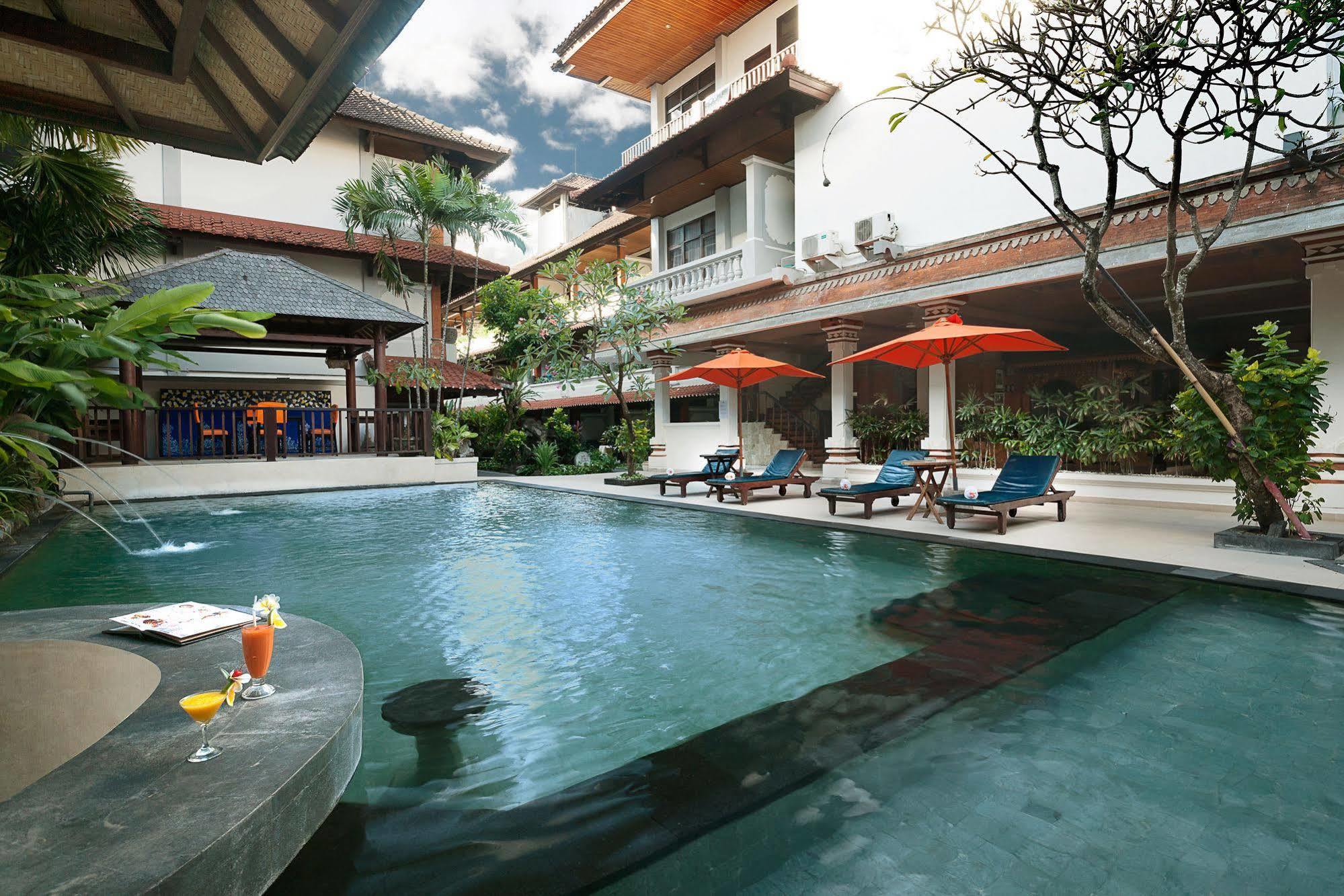 Bali Summer Hotel By Amerta Kuta Lombok Esterno foto